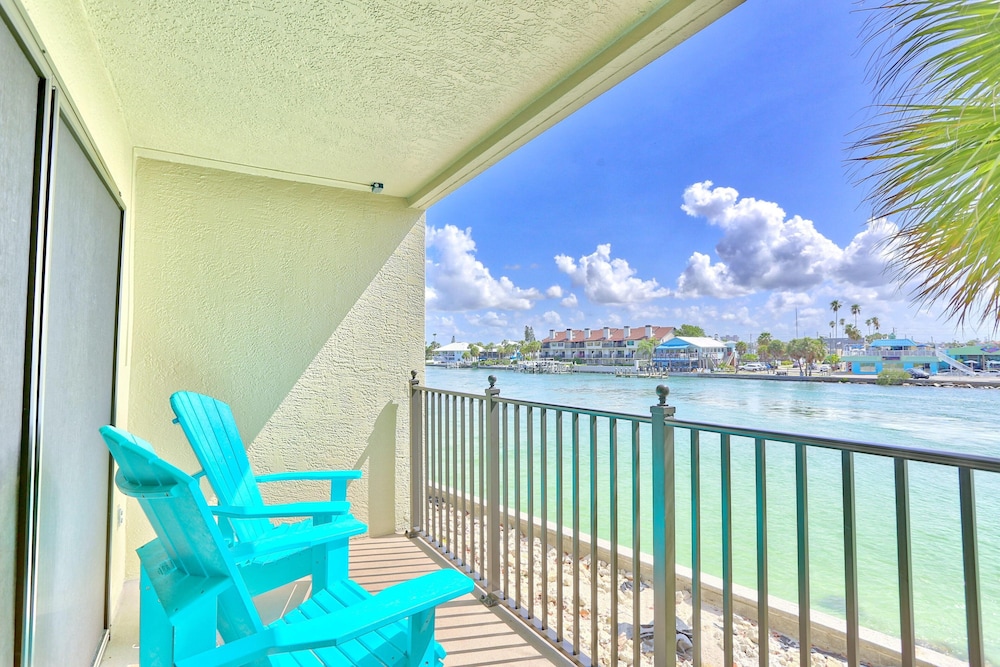 Land's End 4-206 Bay Front - Premier