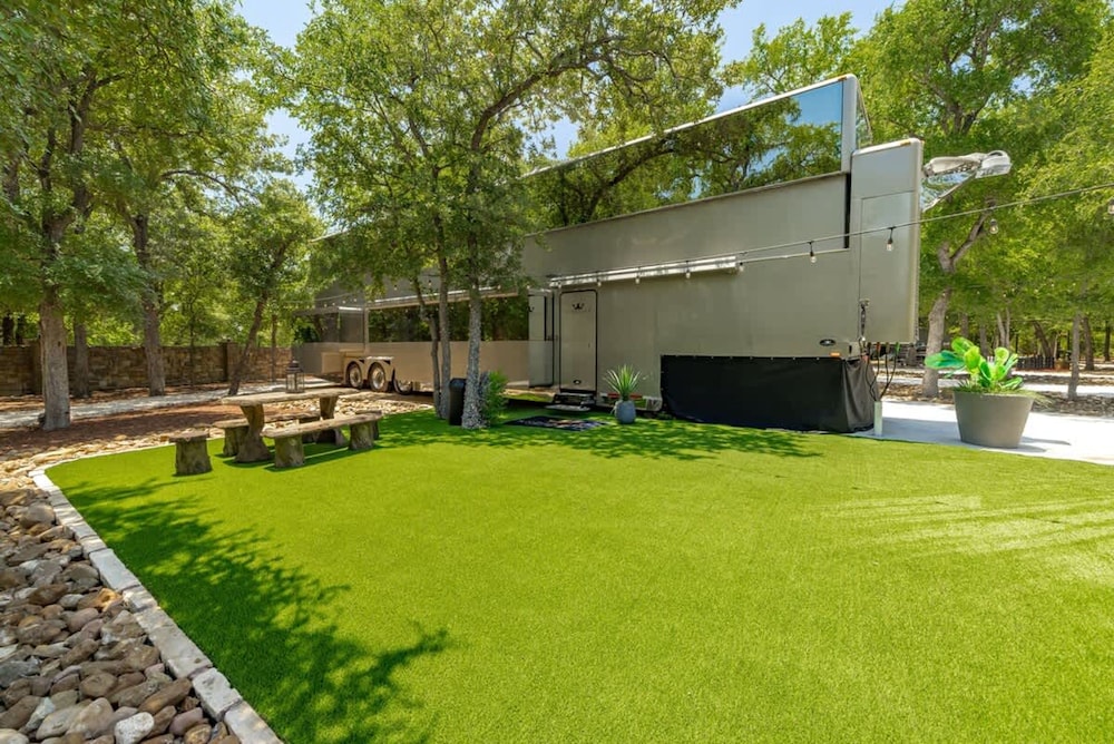 The Heat 7744 Ranch Resort Austin Tx