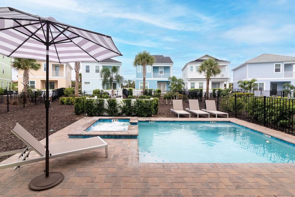 Rum Runners and Margaritas - Image 2