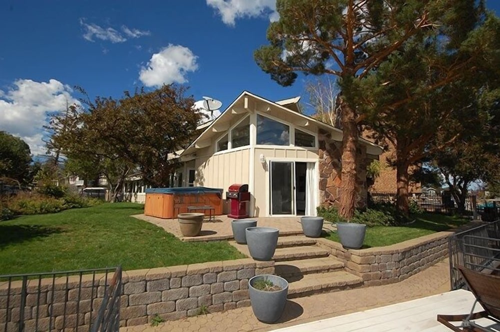 2078 Traverse Court 3 Bedroom Home
