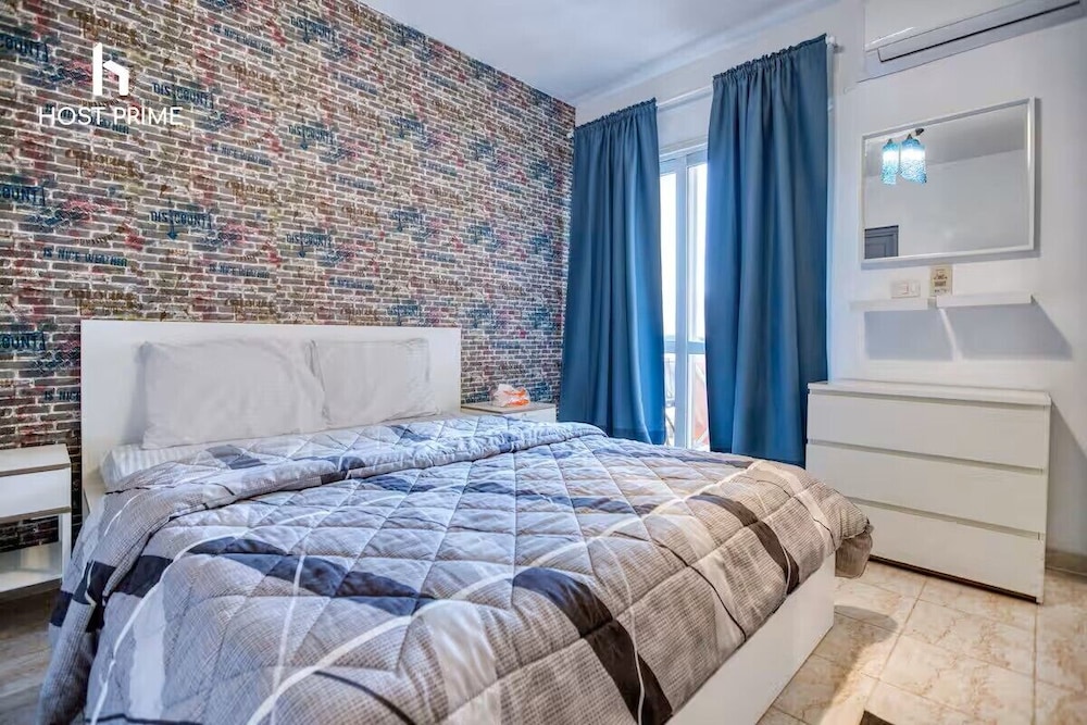 2Beds Apartment in Rehab City