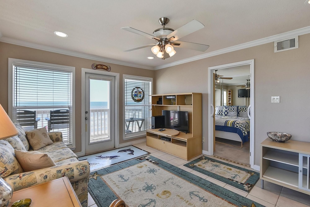 Galveston Vacations - Seascape 1311 in Galveston - Property Image 1