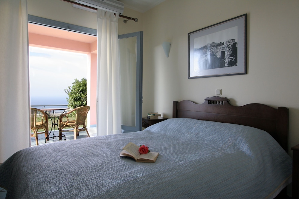 Mira Resort