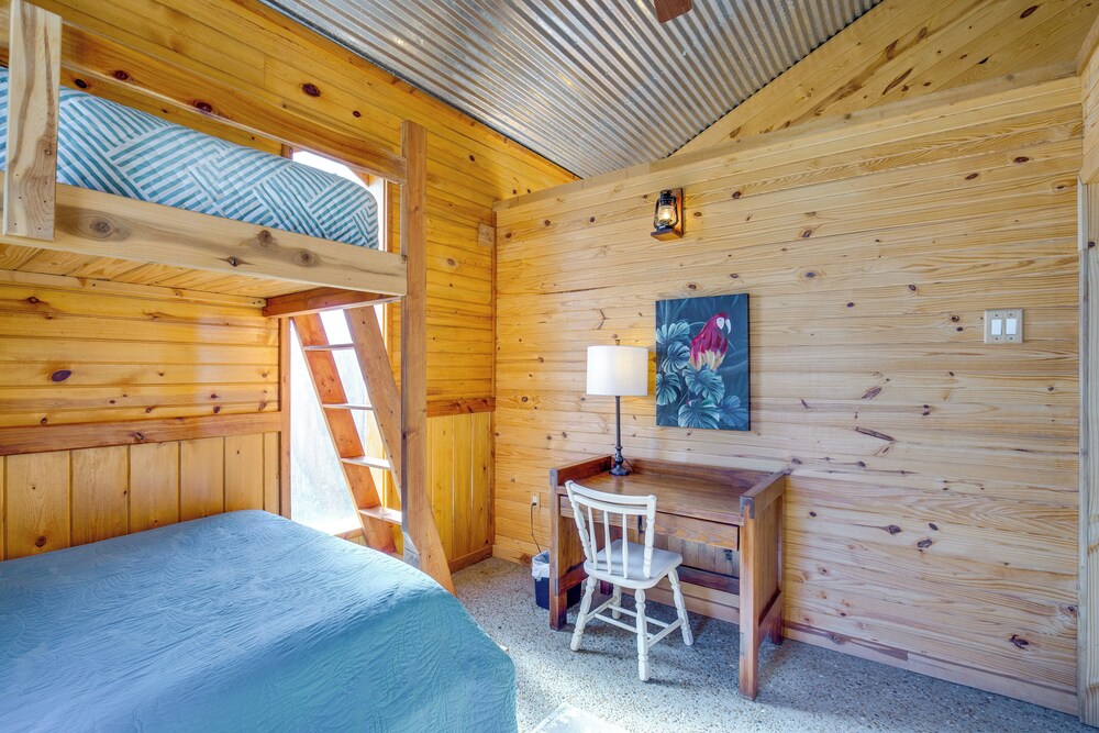 Indoor Pool & Boat Ramp: Lake Tawakoni Group Gem