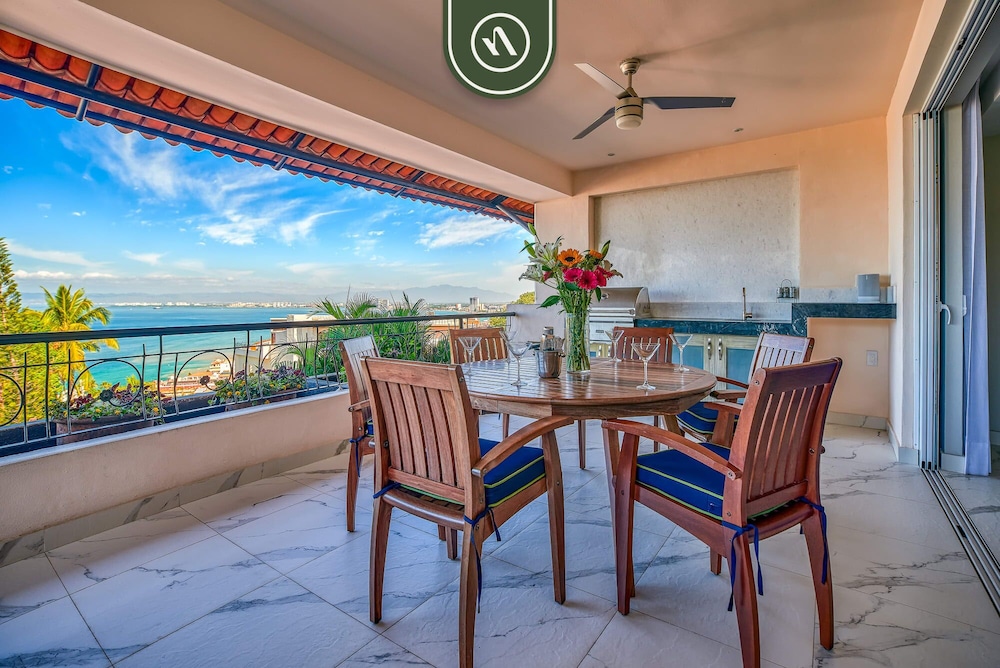 Oceanview 3 BR Condo - Amazing View From Terrace