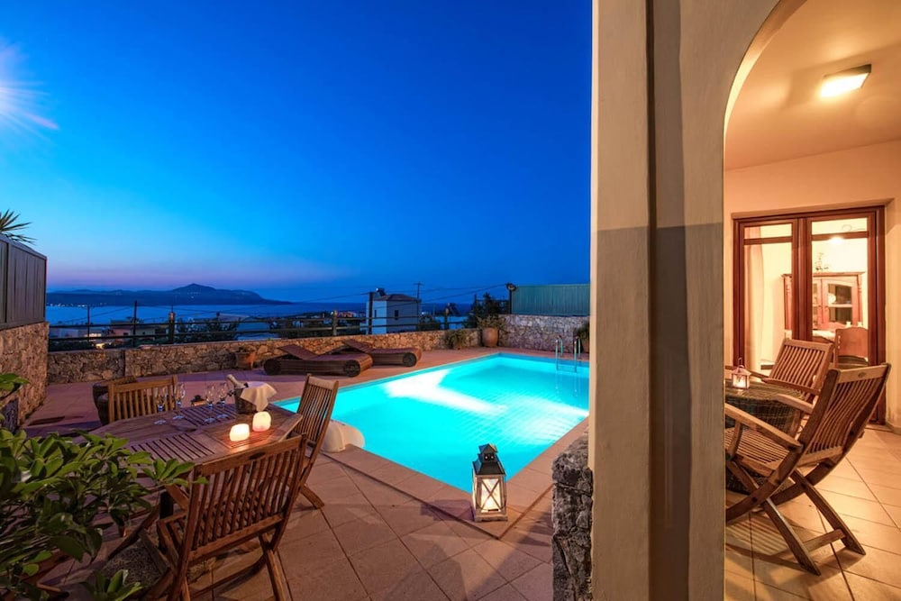 Villa Aphrodite in Plaka