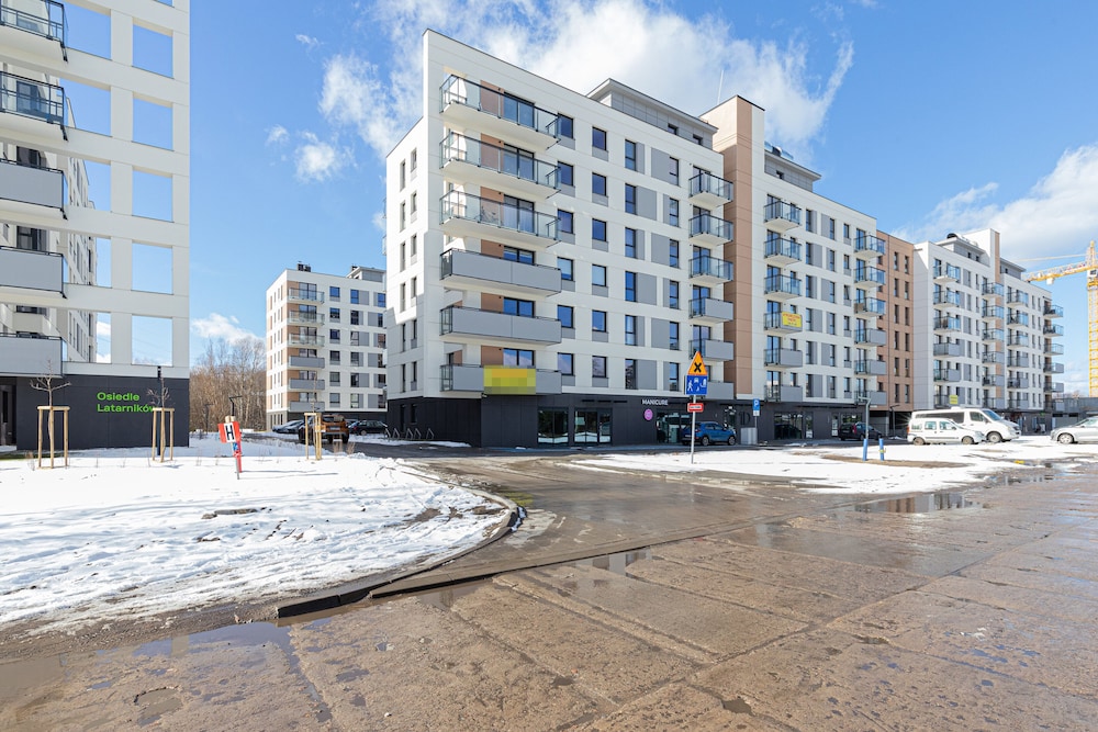 Osiedle Latarnikow Apartment by Renters view 4