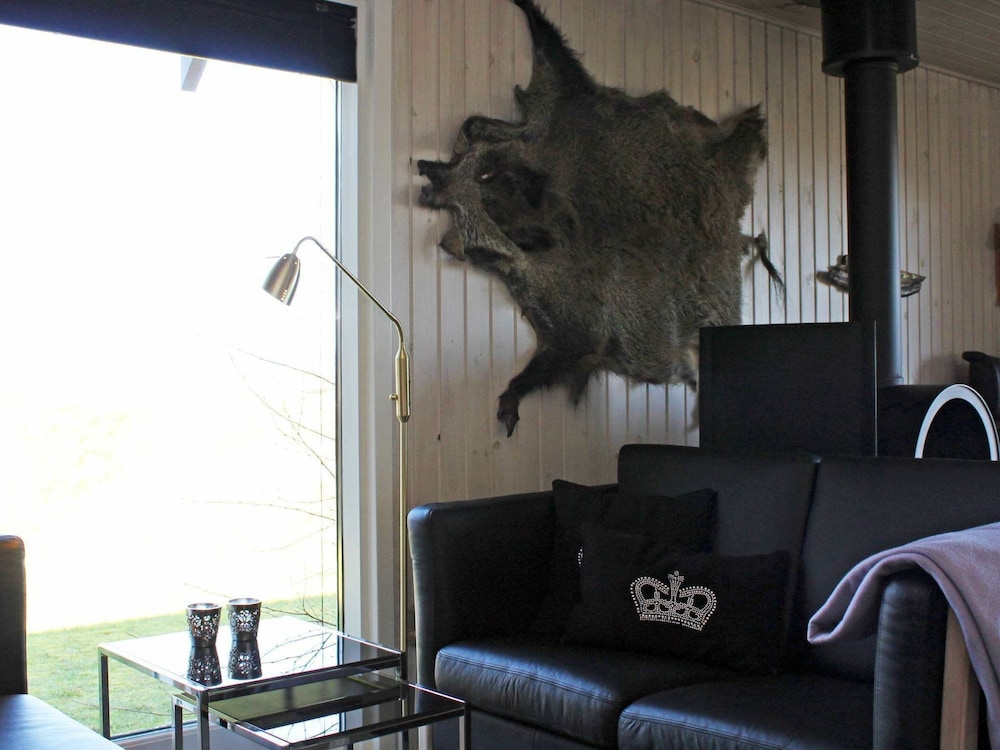6 Person Holiday Home in Blavand
