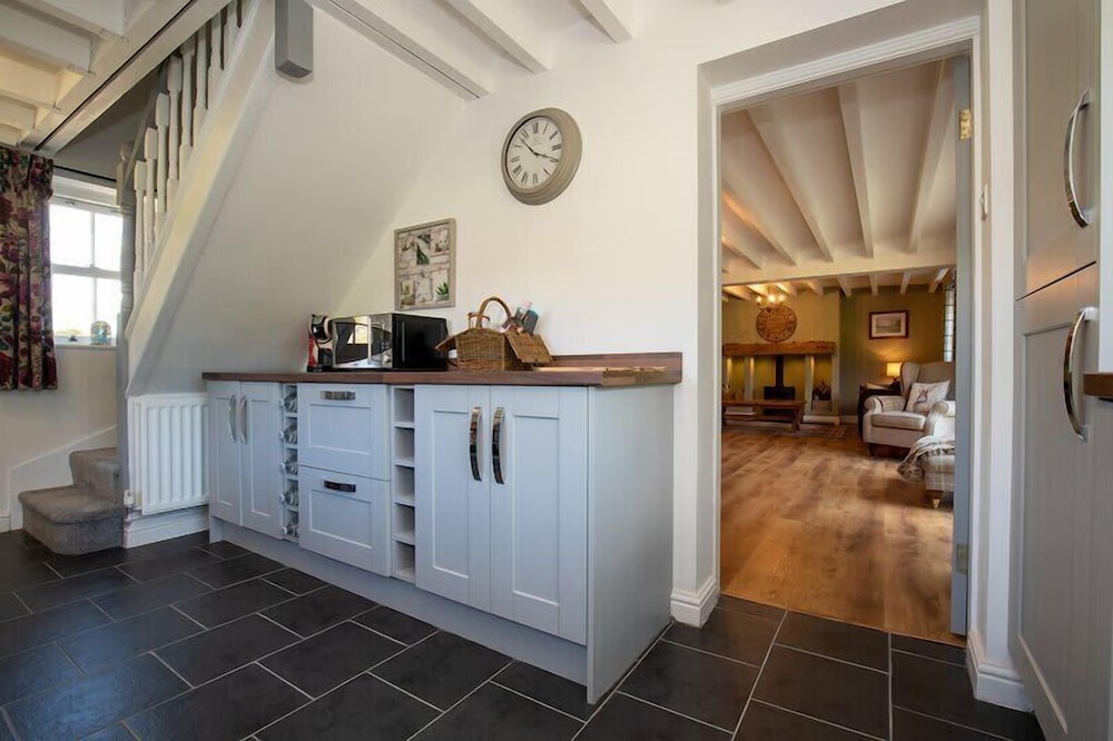 Host Stay Millfield Cottage view 4