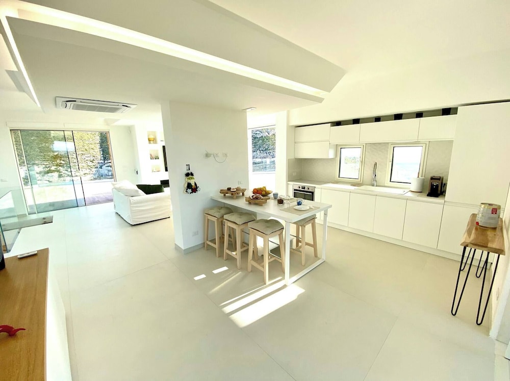 Prestigious Villa Olimpo With Pool And Sea View view 5