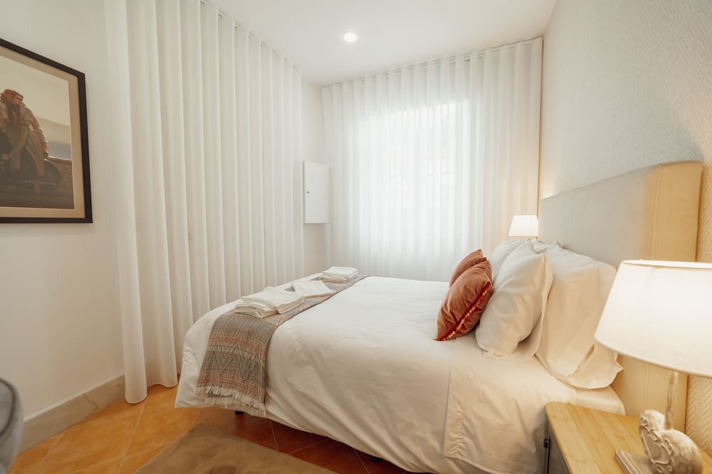 City Center Comfort Apartment A by Vacationy