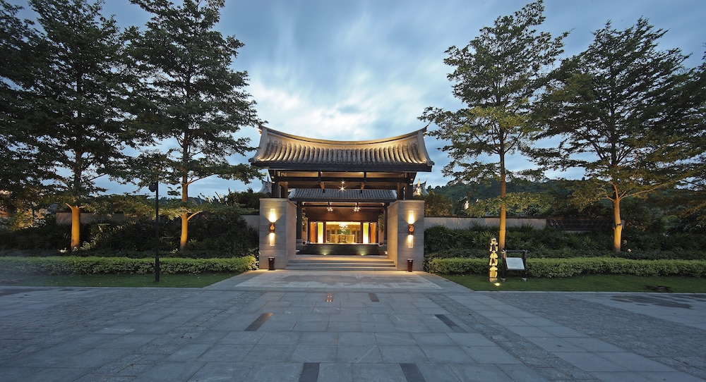 Elite Spring Villas