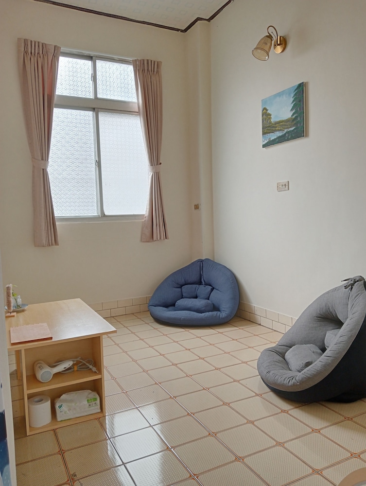 Lawa House - Hostel