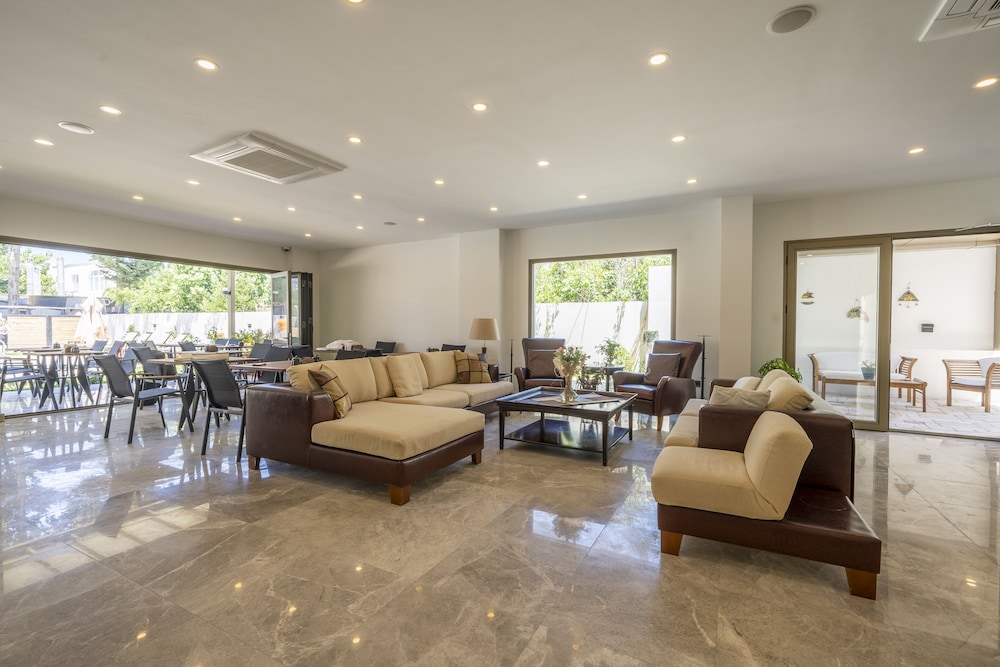Olive Tree Hotel - Image 20