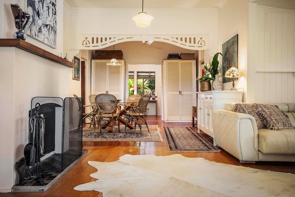 The Verandah House