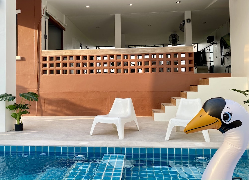Maerim Villa & Pool