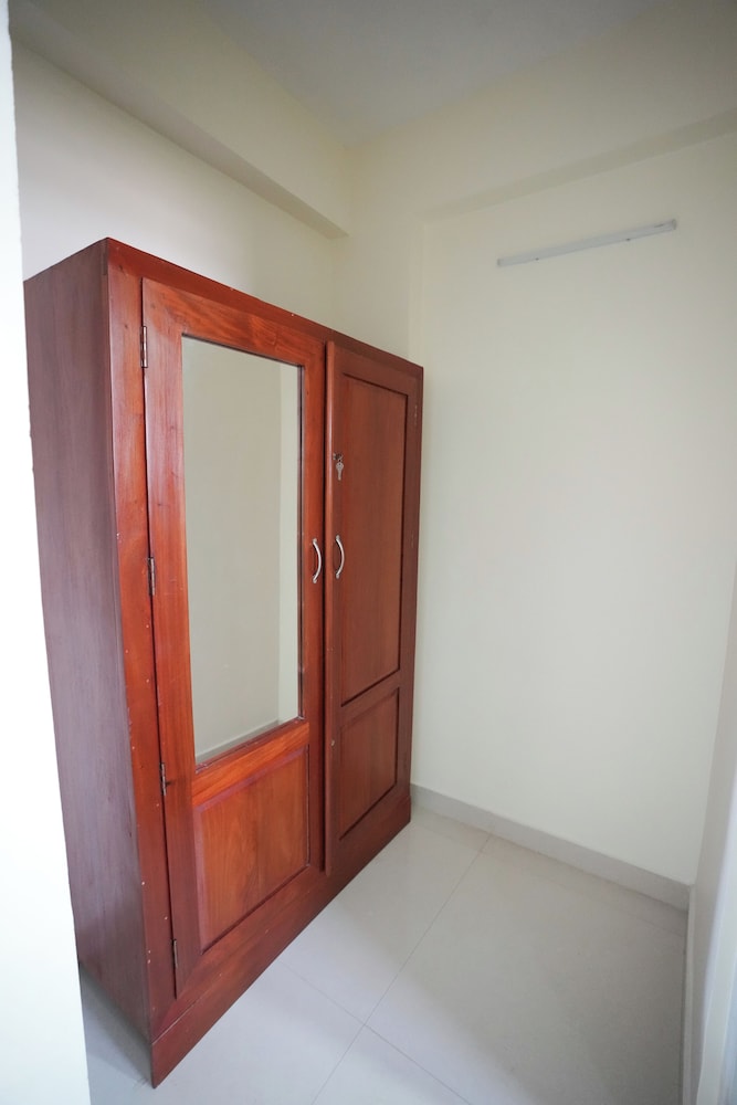 Centur Apartments