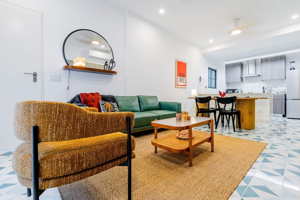 w Charming 1BR in Santa Ana s Best Area