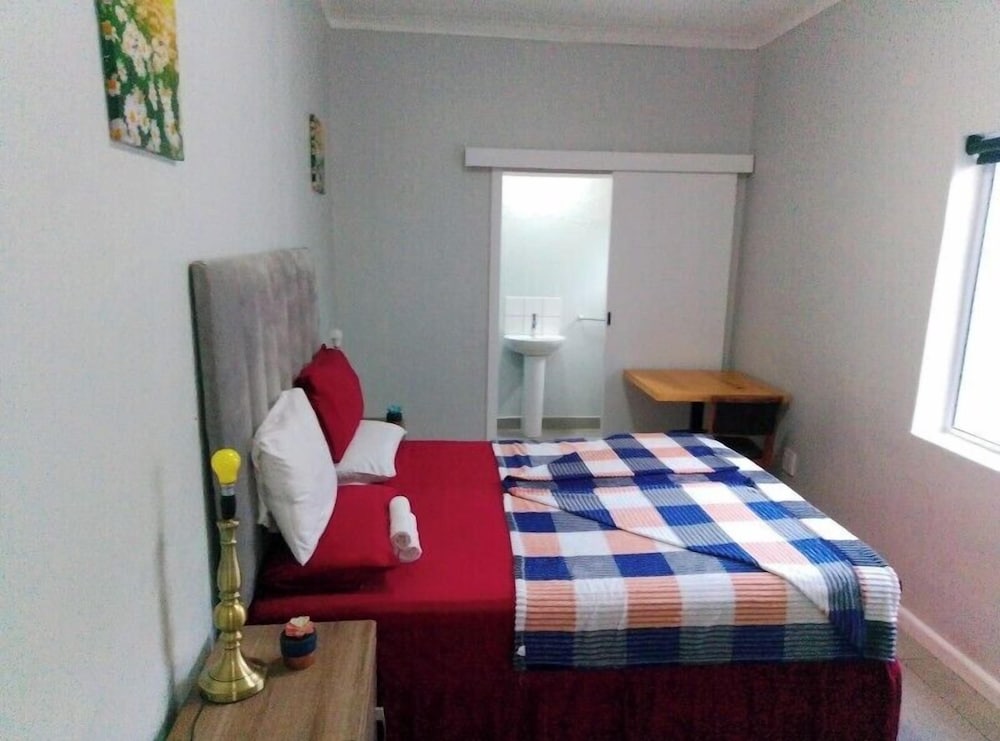Neo & ruks guest house goodwood