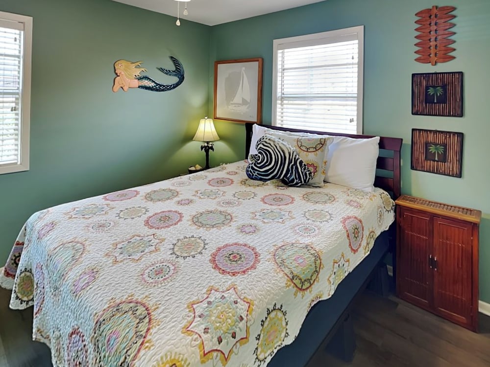 The Anchorage by Silver Sands Vacation Rentals