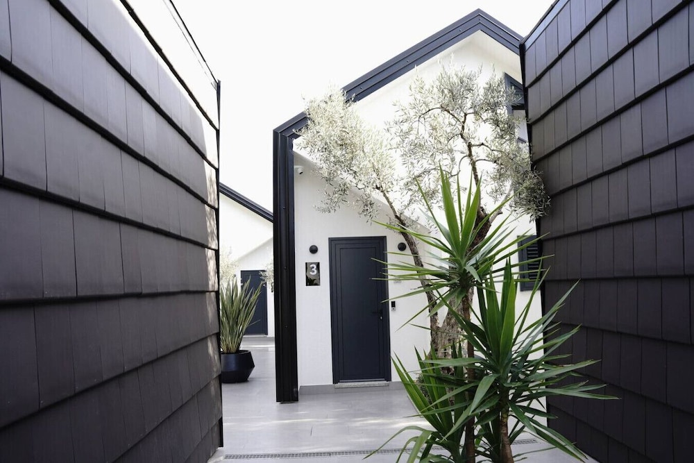 Muraga Villas 3 Plisi