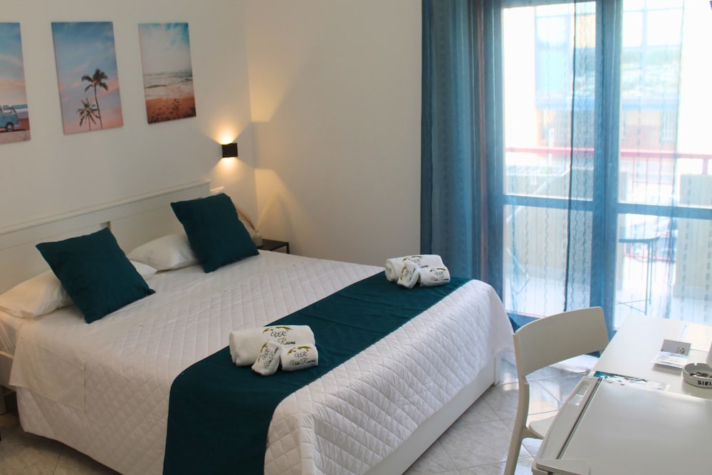 Vida Rooms