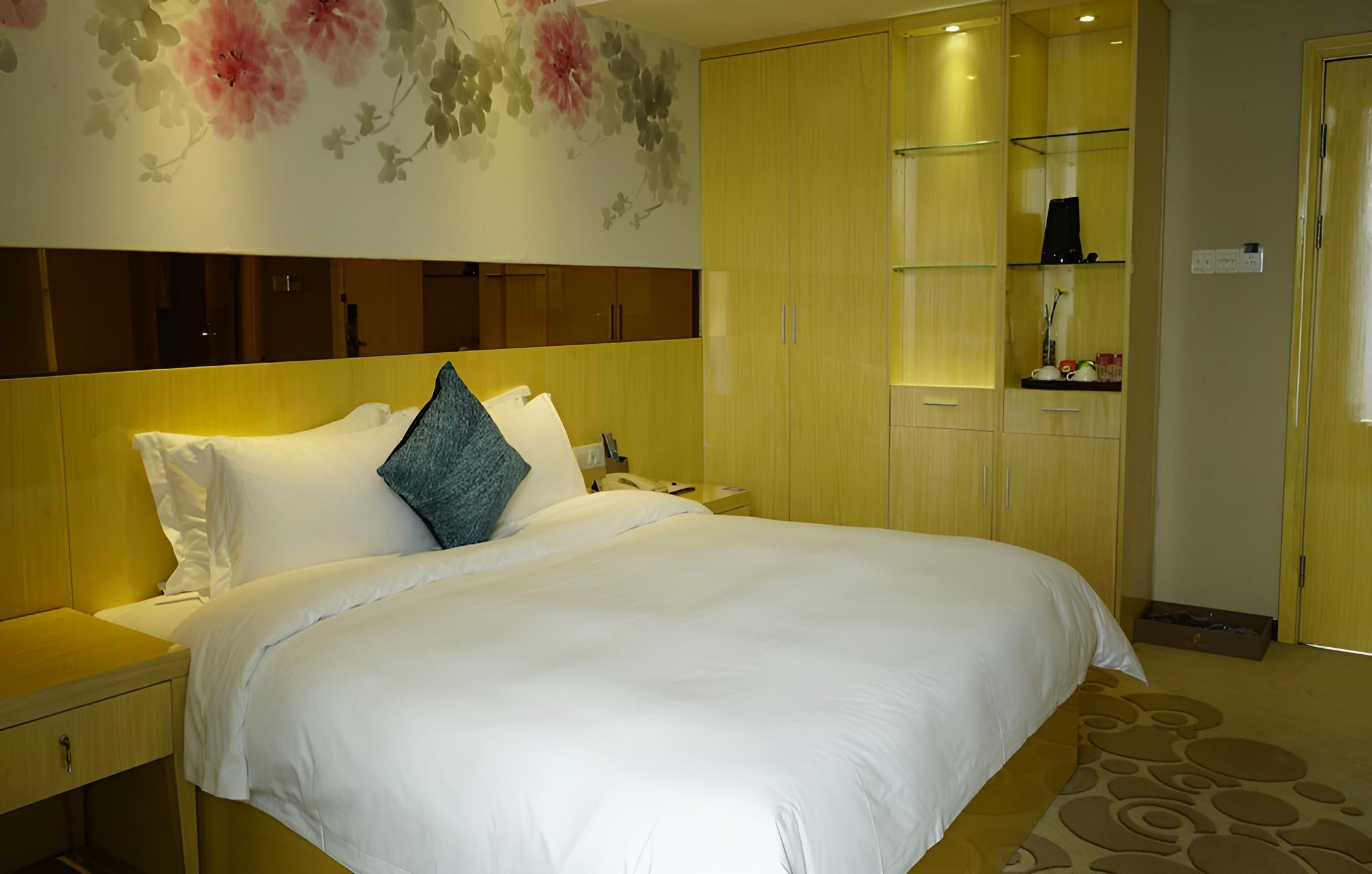 Paco Hotel Guangzhou Ouzhuang Metro Branch