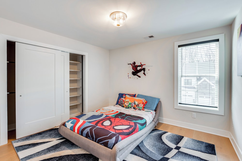 10 Mi to Morristown: Stylish Home Near Trails!