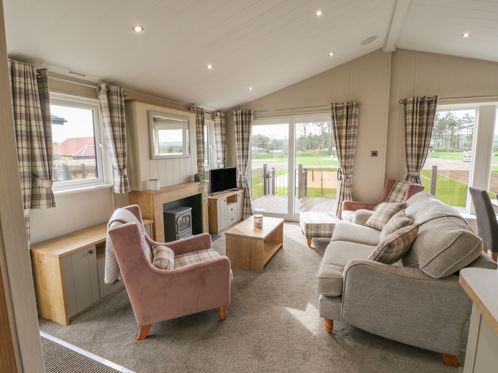 Sea Holly Lodge