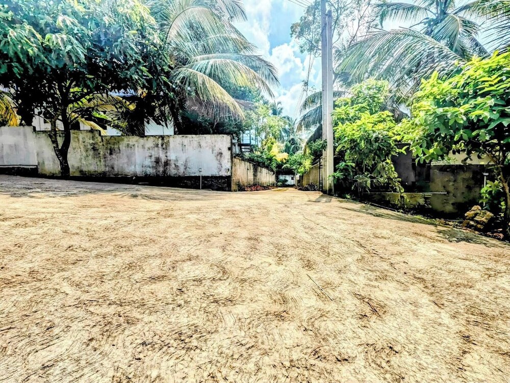 Room in Guest Room - Serene Oasis in Galle - Tranquil Retreat With Breathtaking Views