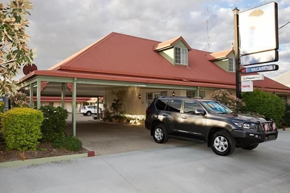 Pioneer Motel