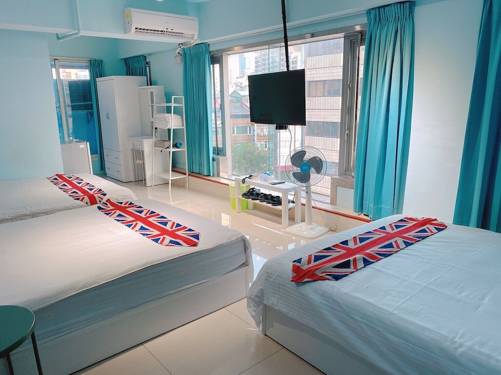 I Hi Hotel