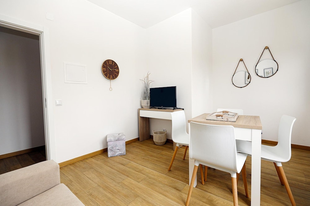 A48 - Windmill 1 Bed Apartment in Odiaxere