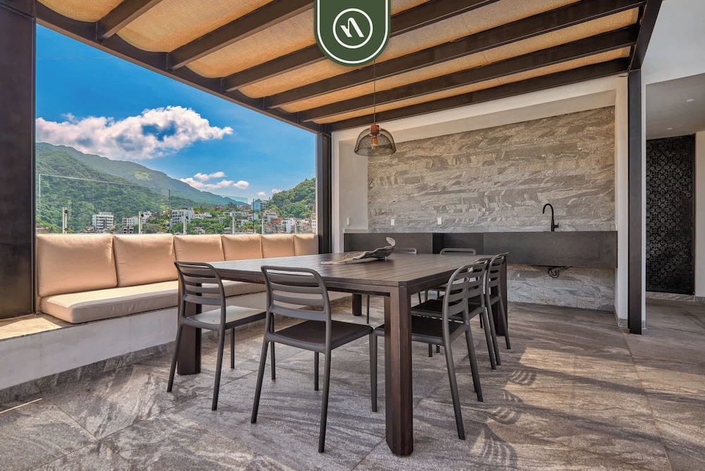Amazing 1 BR Condo With Terrace - Rooftop Pool