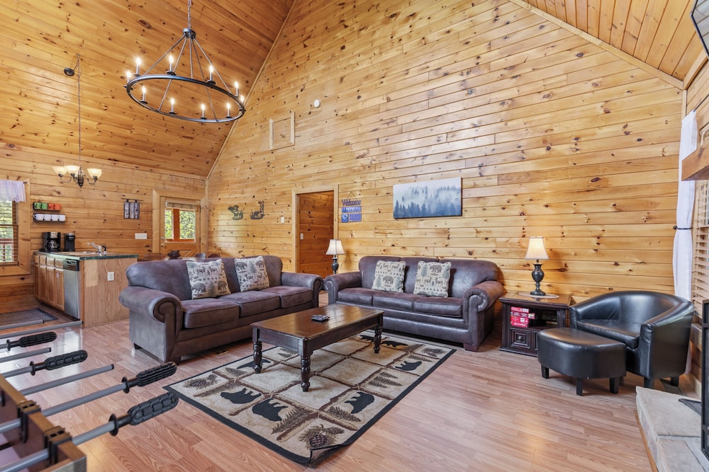 Serene Creek Cabin