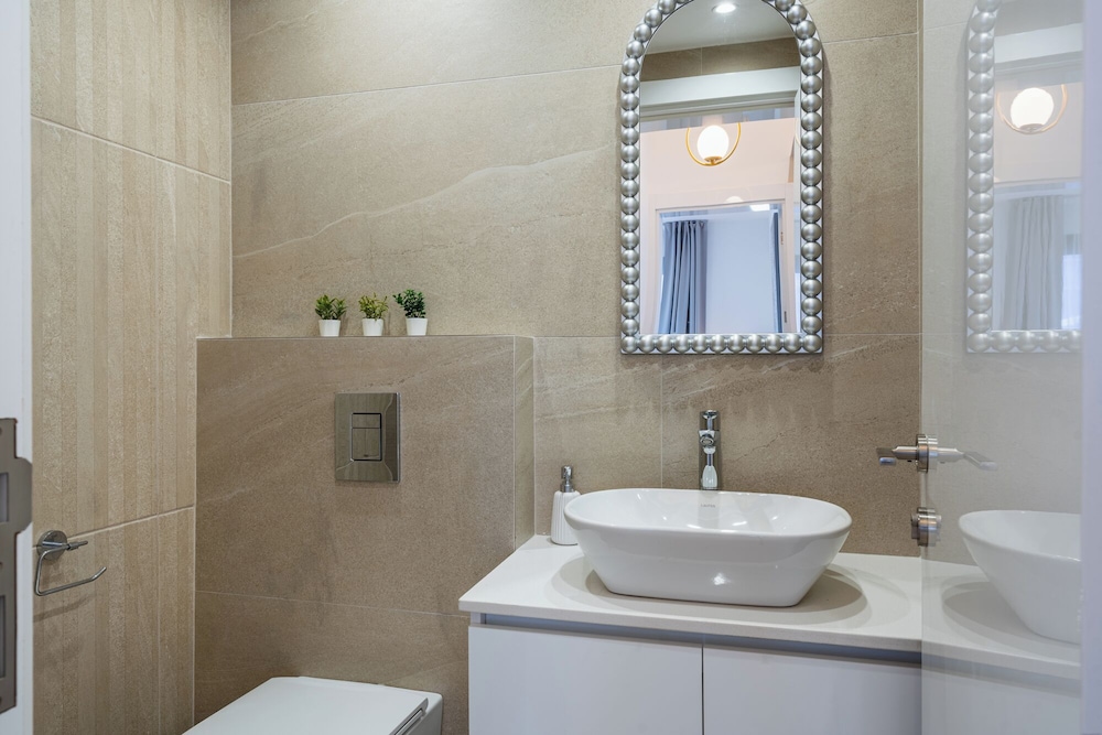 Jas Living Apts & Balconies in Larnaca