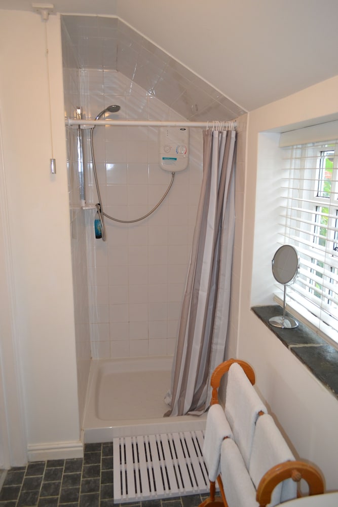Glendower House Apartments