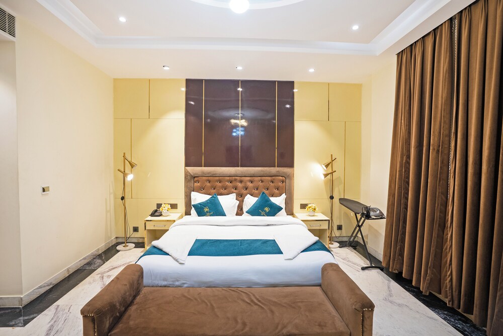 The Riverstone Inn