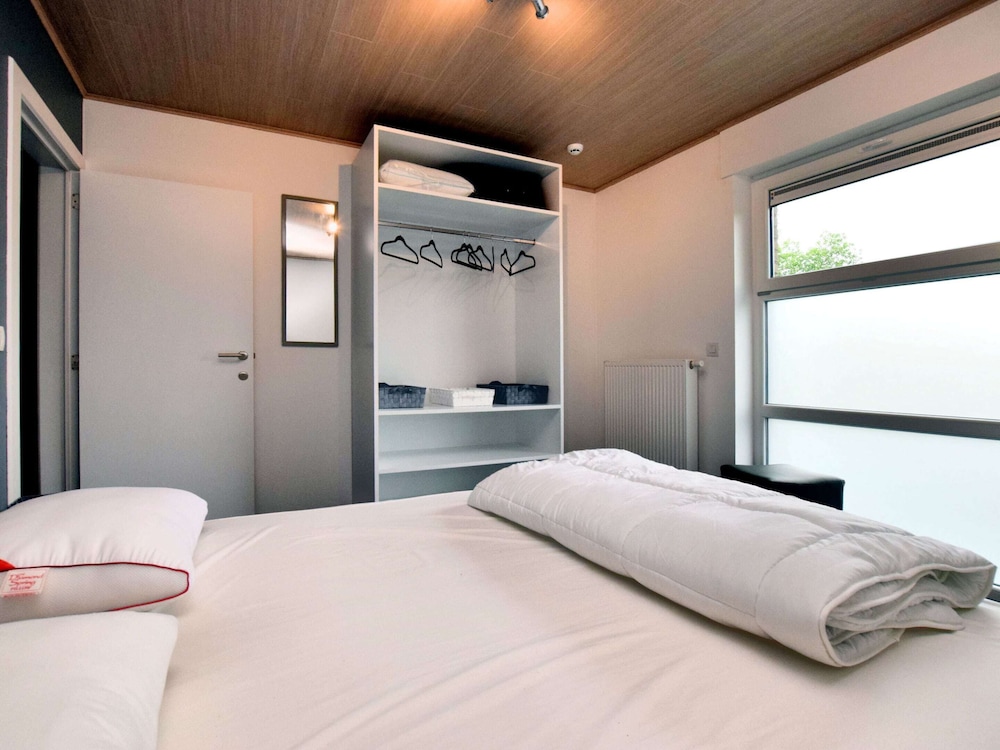 Luxurious Home With Sauna view 4