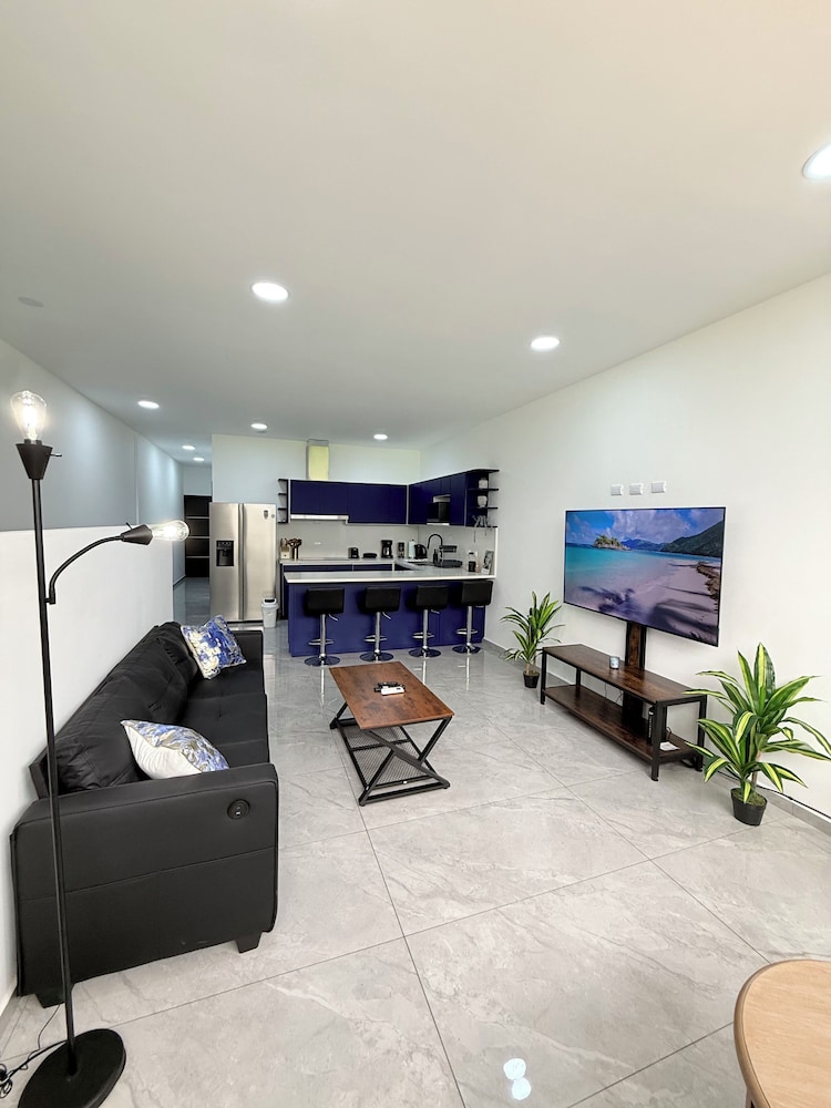 Casa Azul Jaco