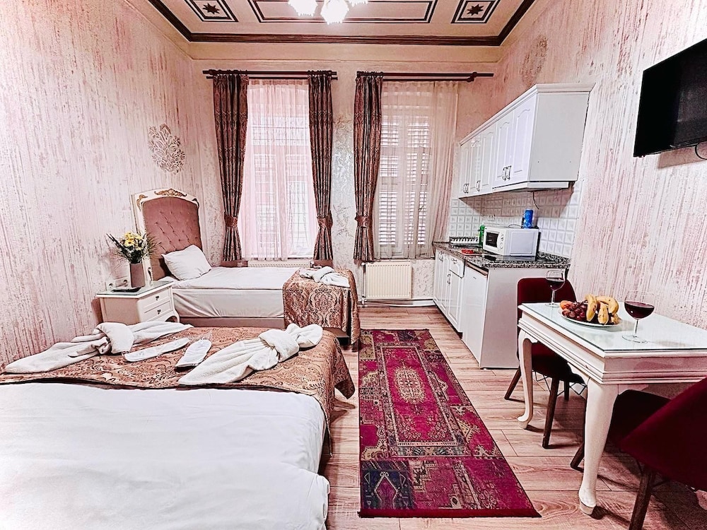 Alhambra Apart Otel - Image 22