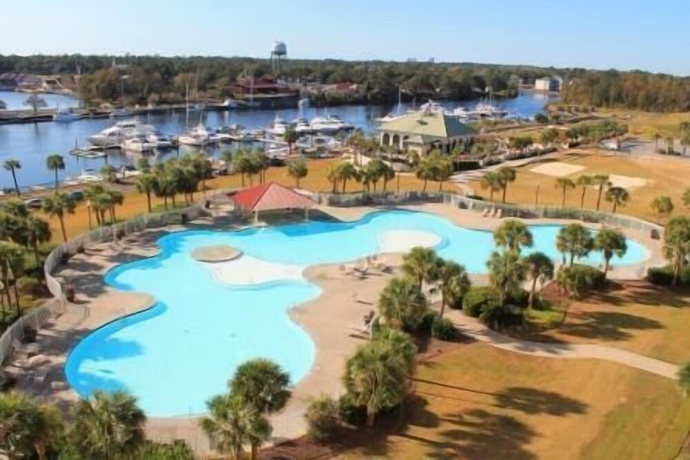 802 North Tower