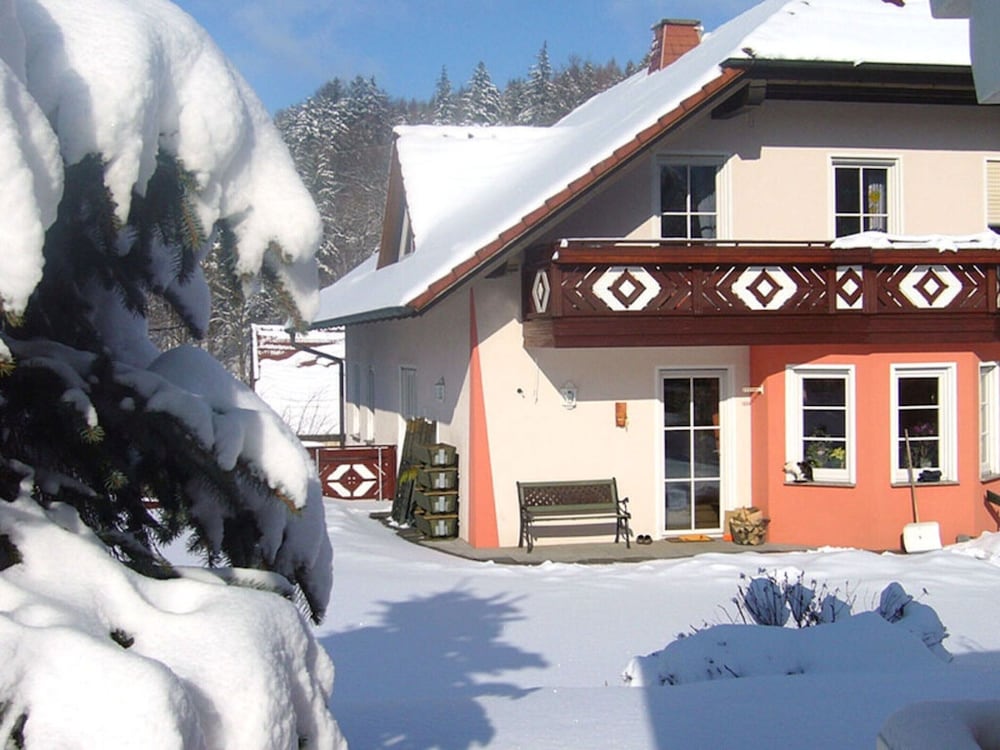 Luise Bernhardt Modern Retreat