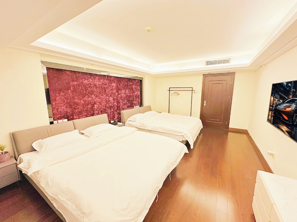 Beijing Sanlitun area duplex apartment
