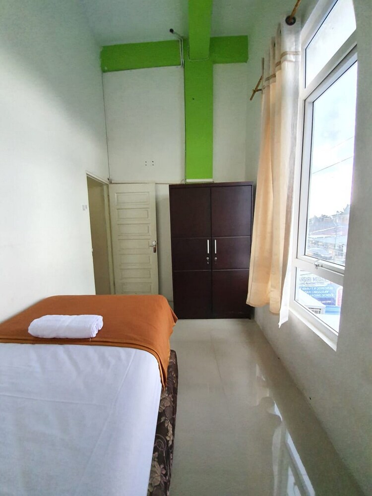KoolKost Syariah @ Medan Johor view 5