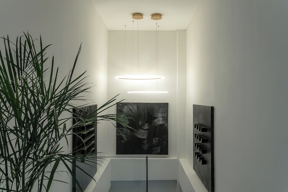 AMO Residences