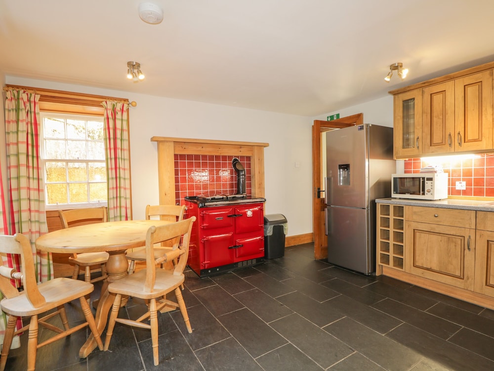 Paye House - Cromarty