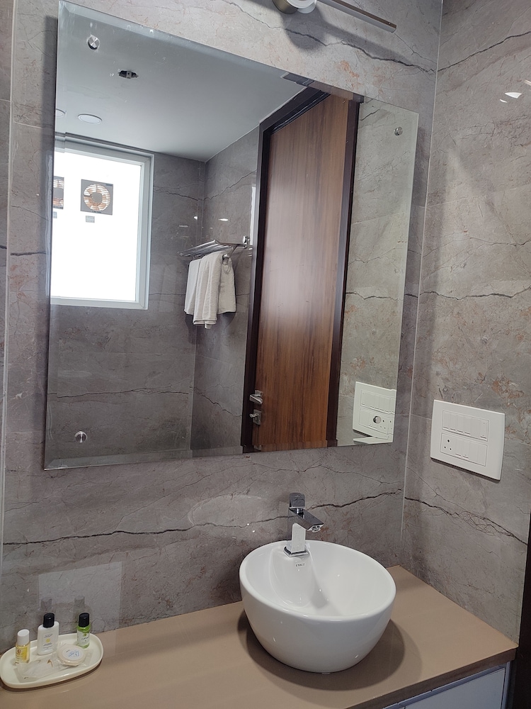 Photo 48