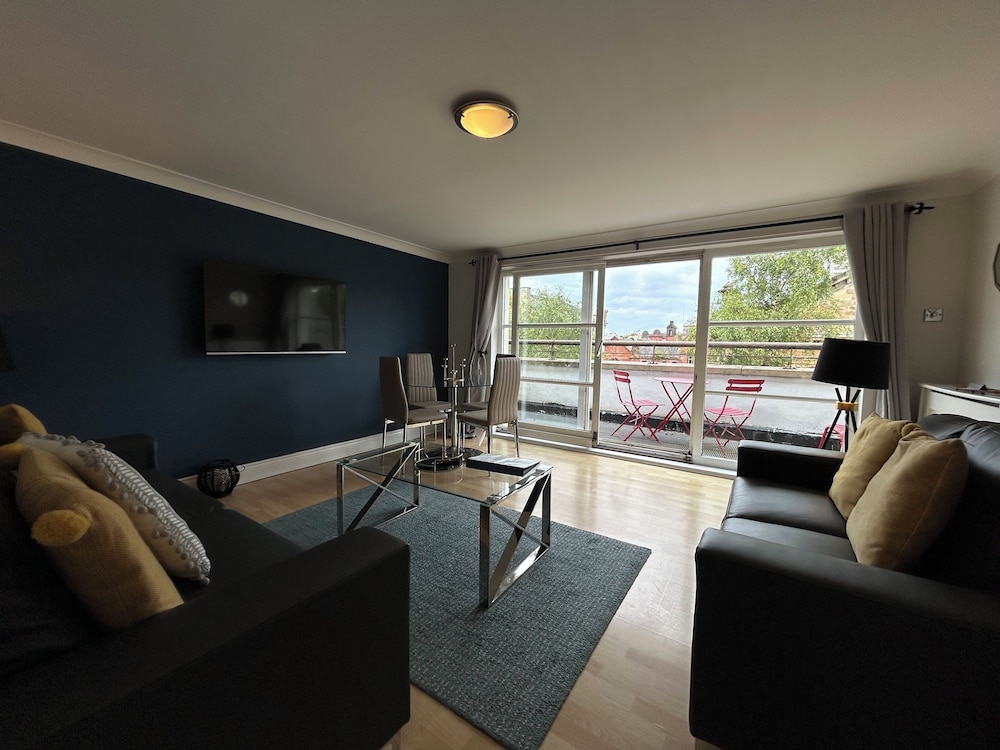 St Andrews Square Apartments