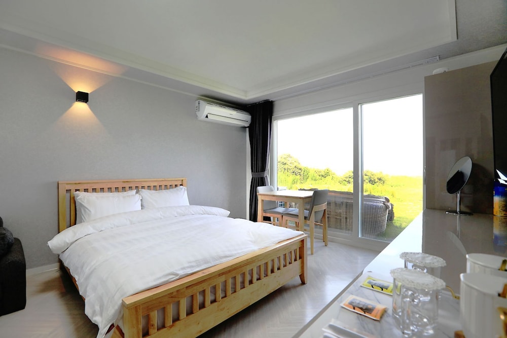 Horang Horang Pension view 2